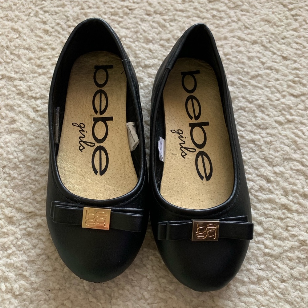 Bebe flats